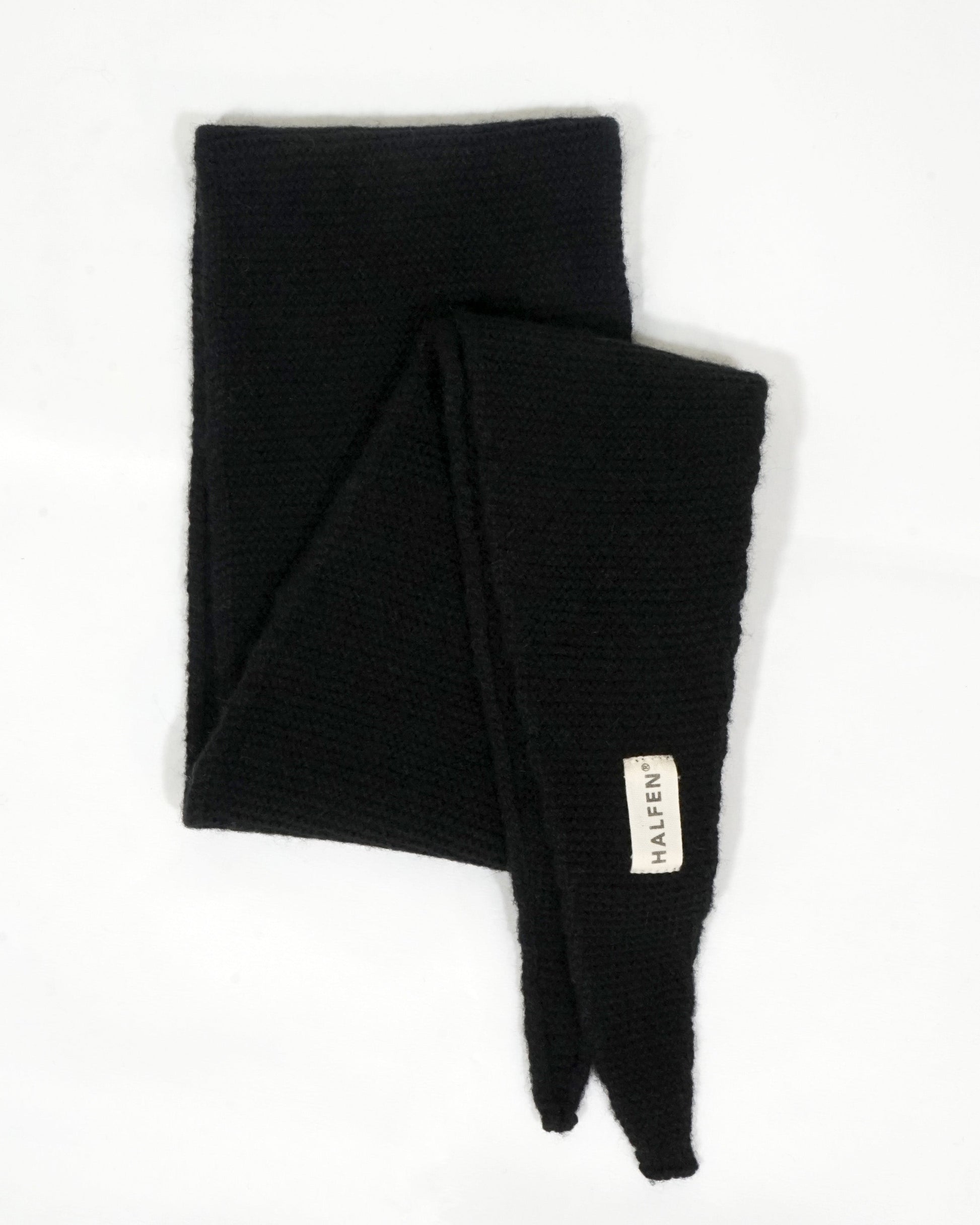 W8S50-gestricktes Halstuch_Schwarz