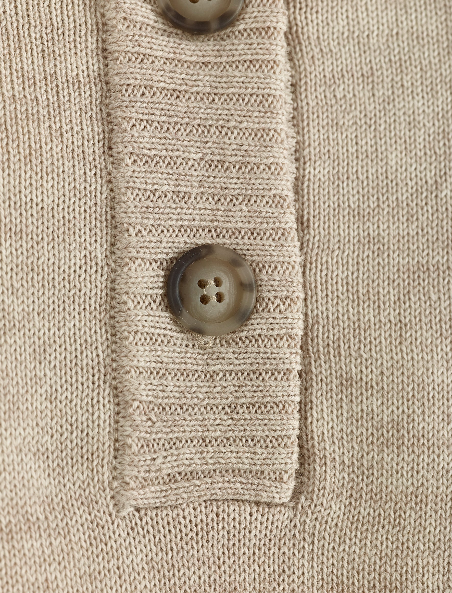 Sweater mit Knopfleiste