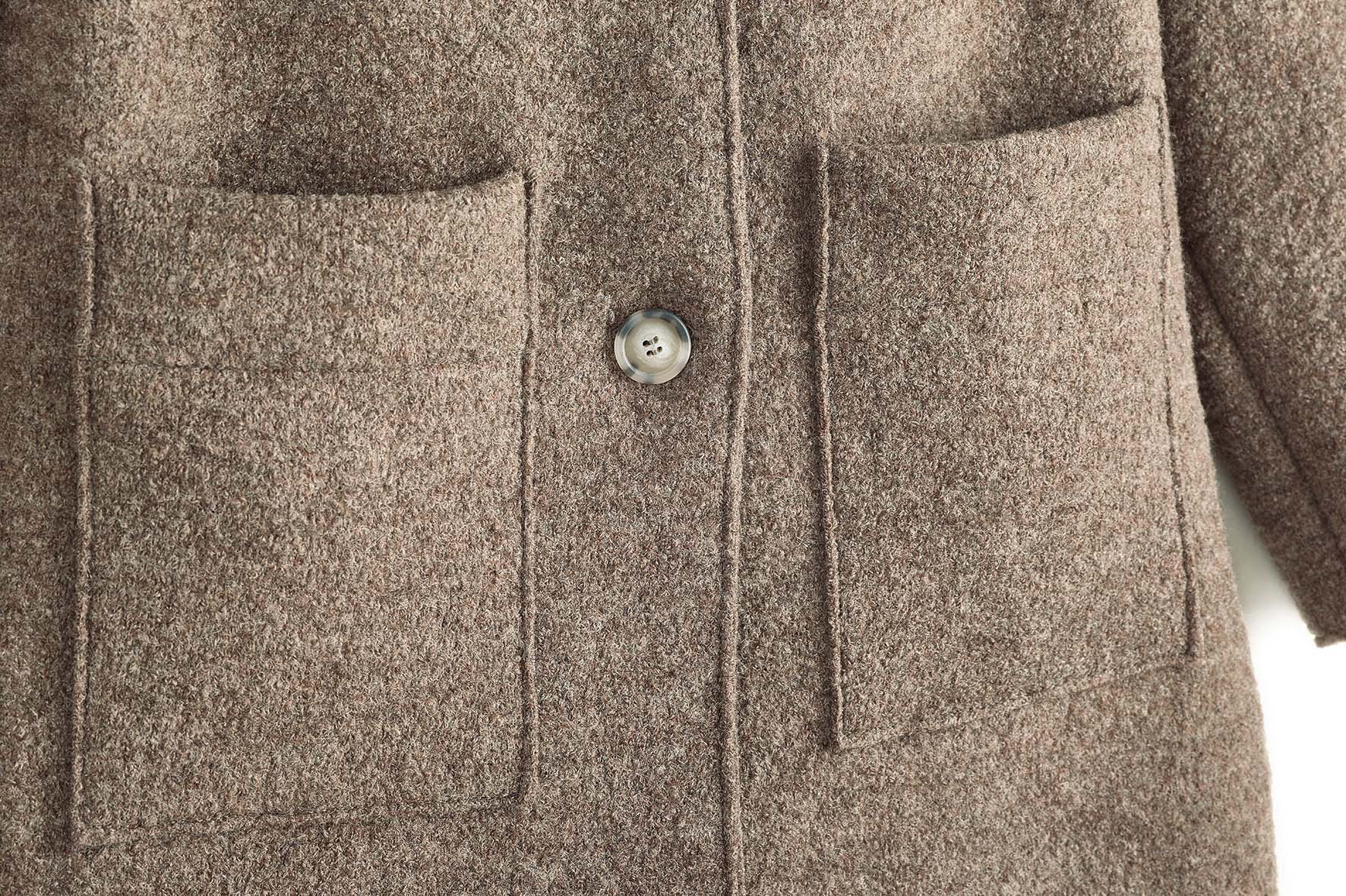 Long coat with collar