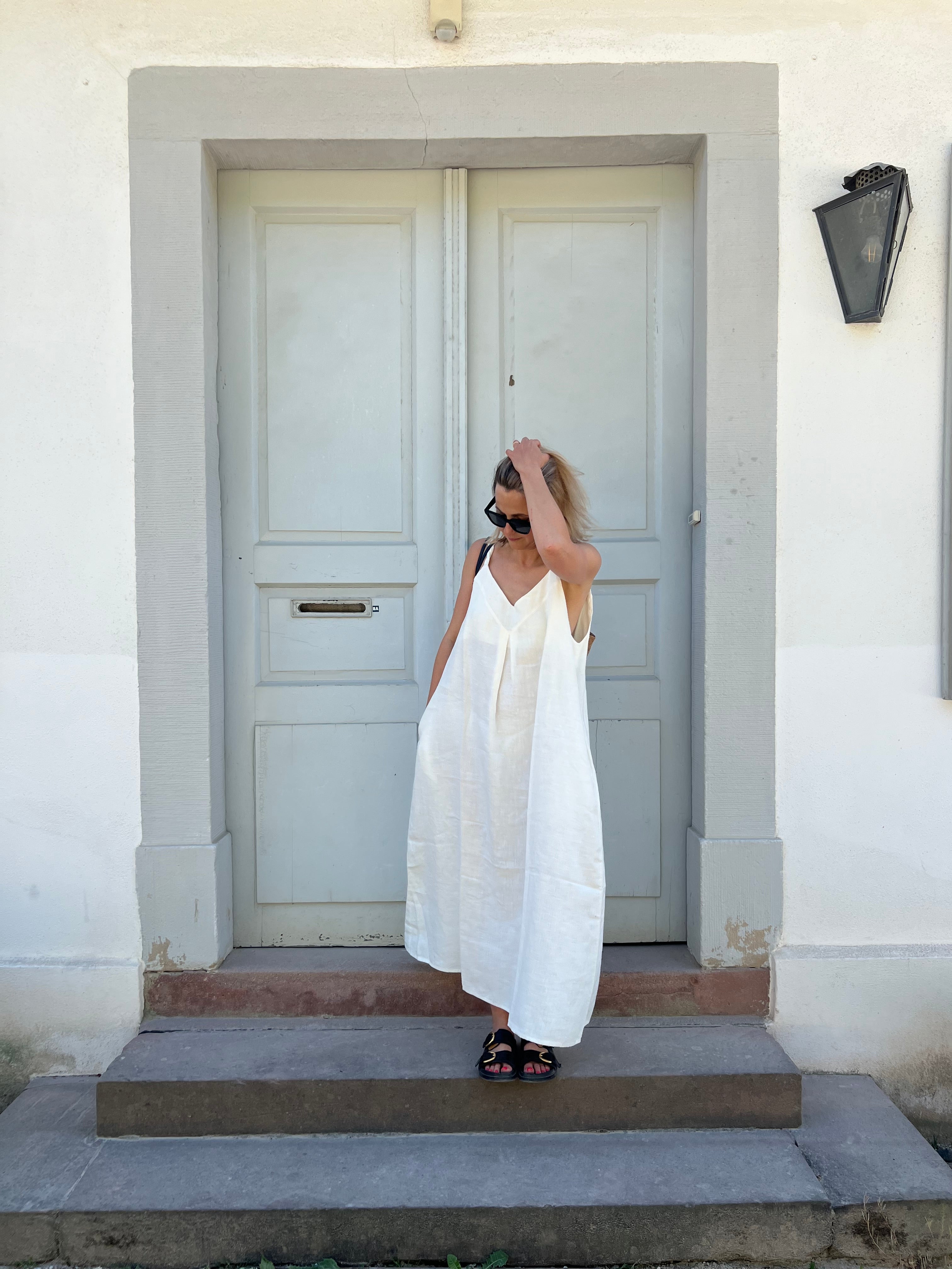 Leinen Kleid mit gedrehten Trägern