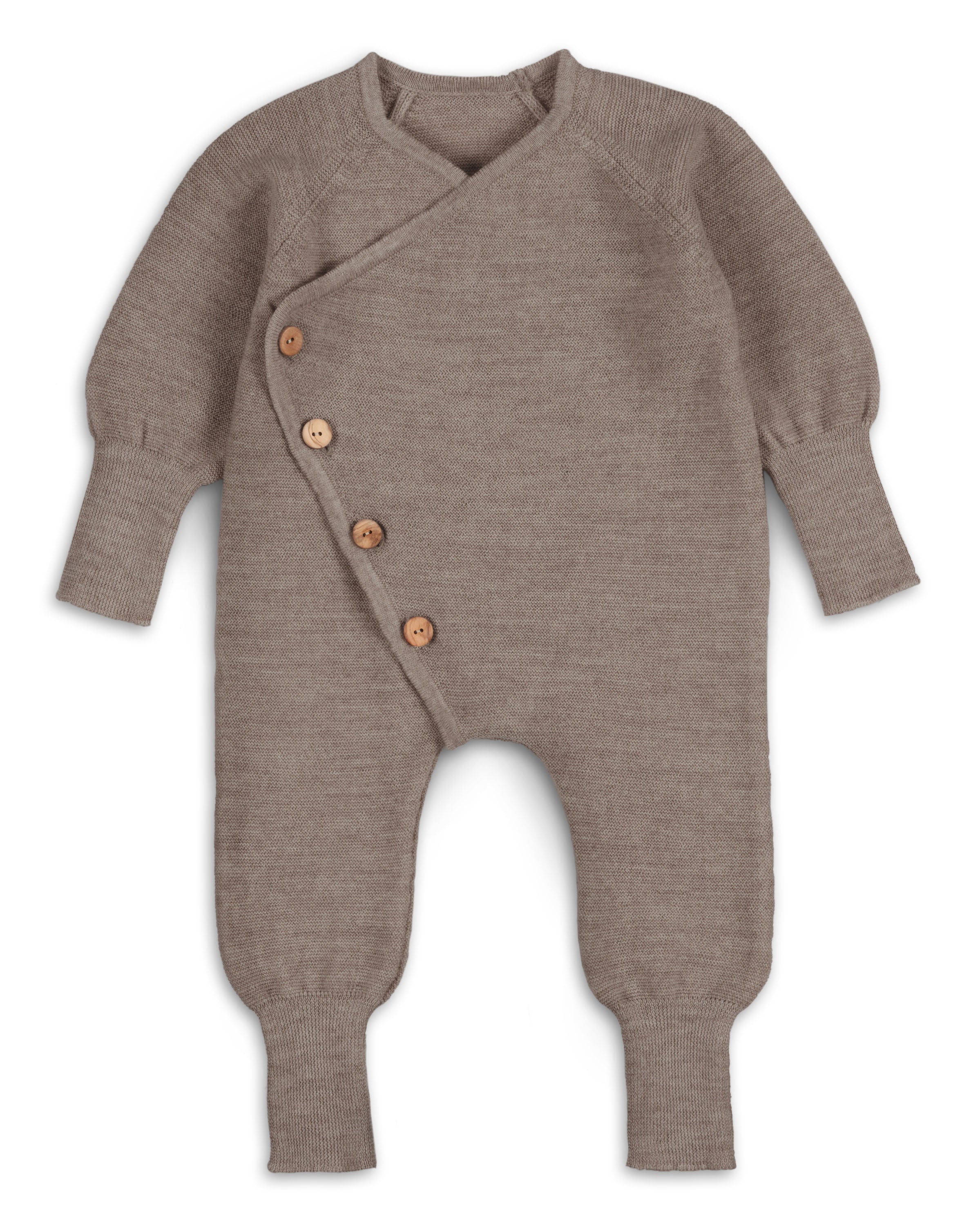 Feinstrick Overall mit Olivenholzknöpfen