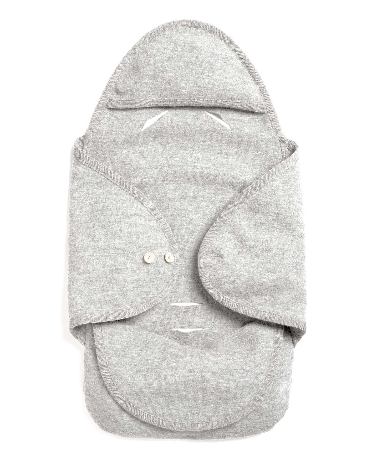 Babyschalen decke aus walk in Grau – zugeklappte Frontansicht 