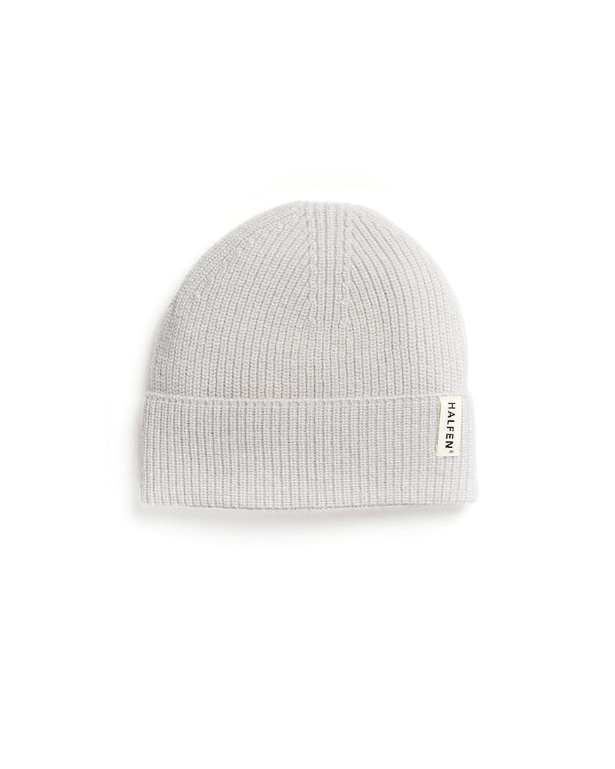 Beanie mit Cashmere und Merino in Beige – Frontansicht 