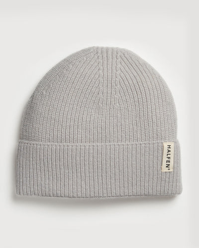 Beanie mit Cashmere und Merino in Grau – Frontansicht 