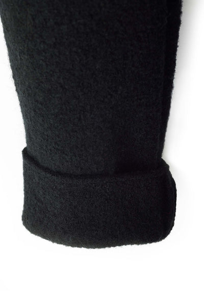 Felted coat with waist belt and button