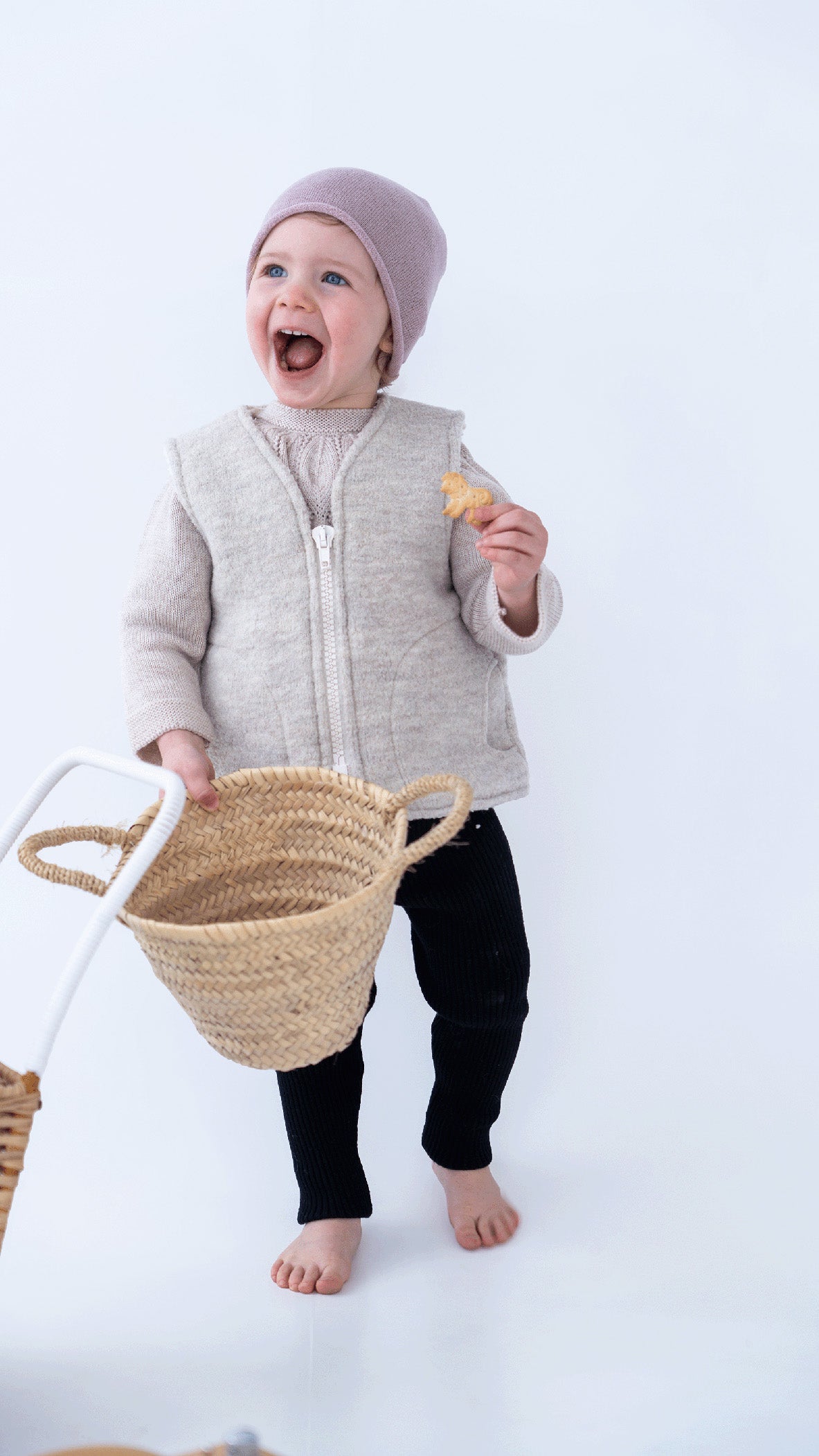 Walk fleece vest with teddy bear