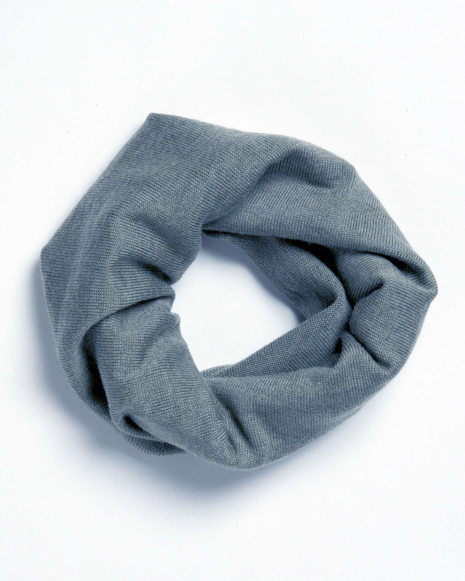 Loop Kinder Schal aus Merinowolle in Rauchblau
