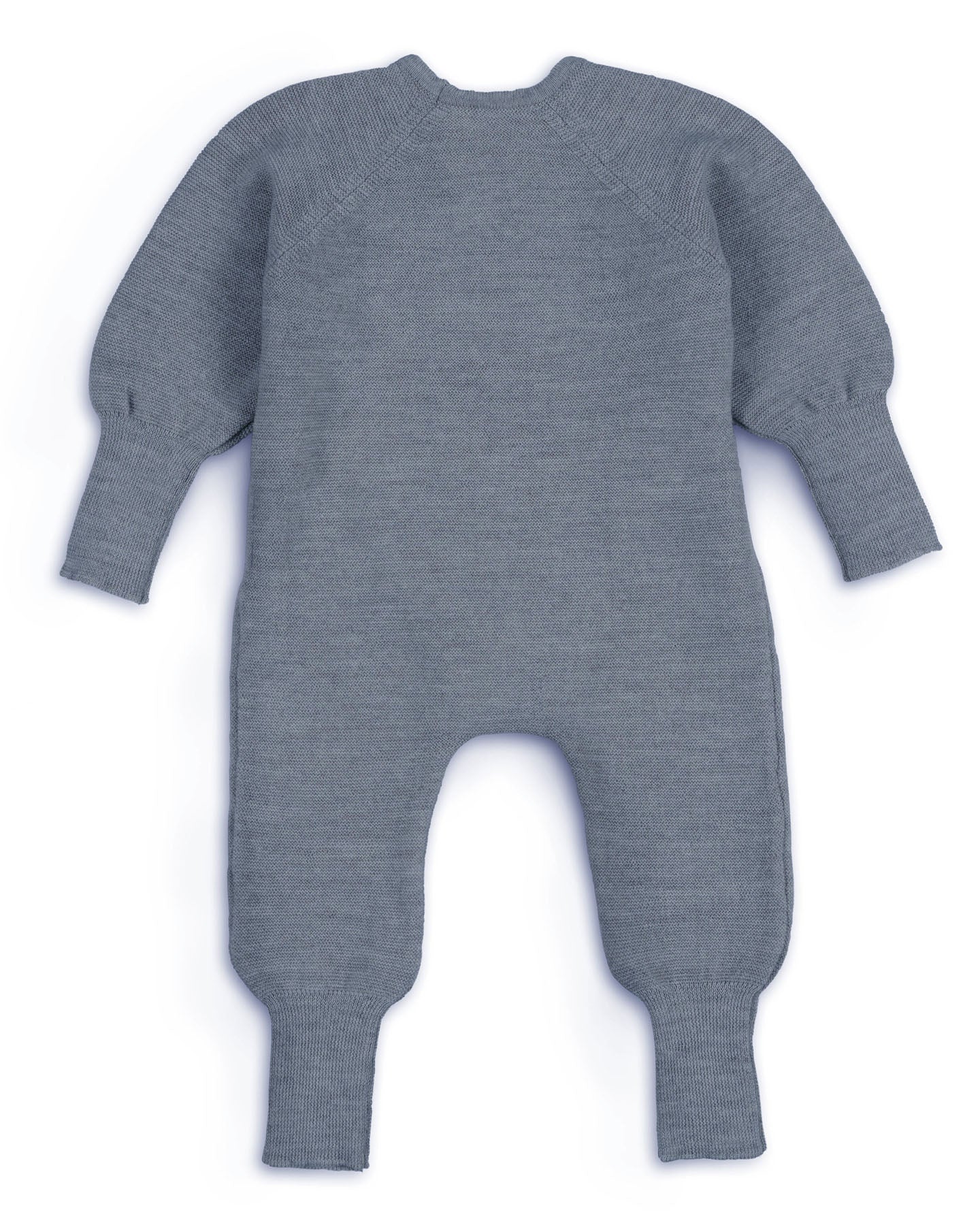 Strickoverall für Babys aus Merinowolle in Rauchblau – Ansicht von hinten