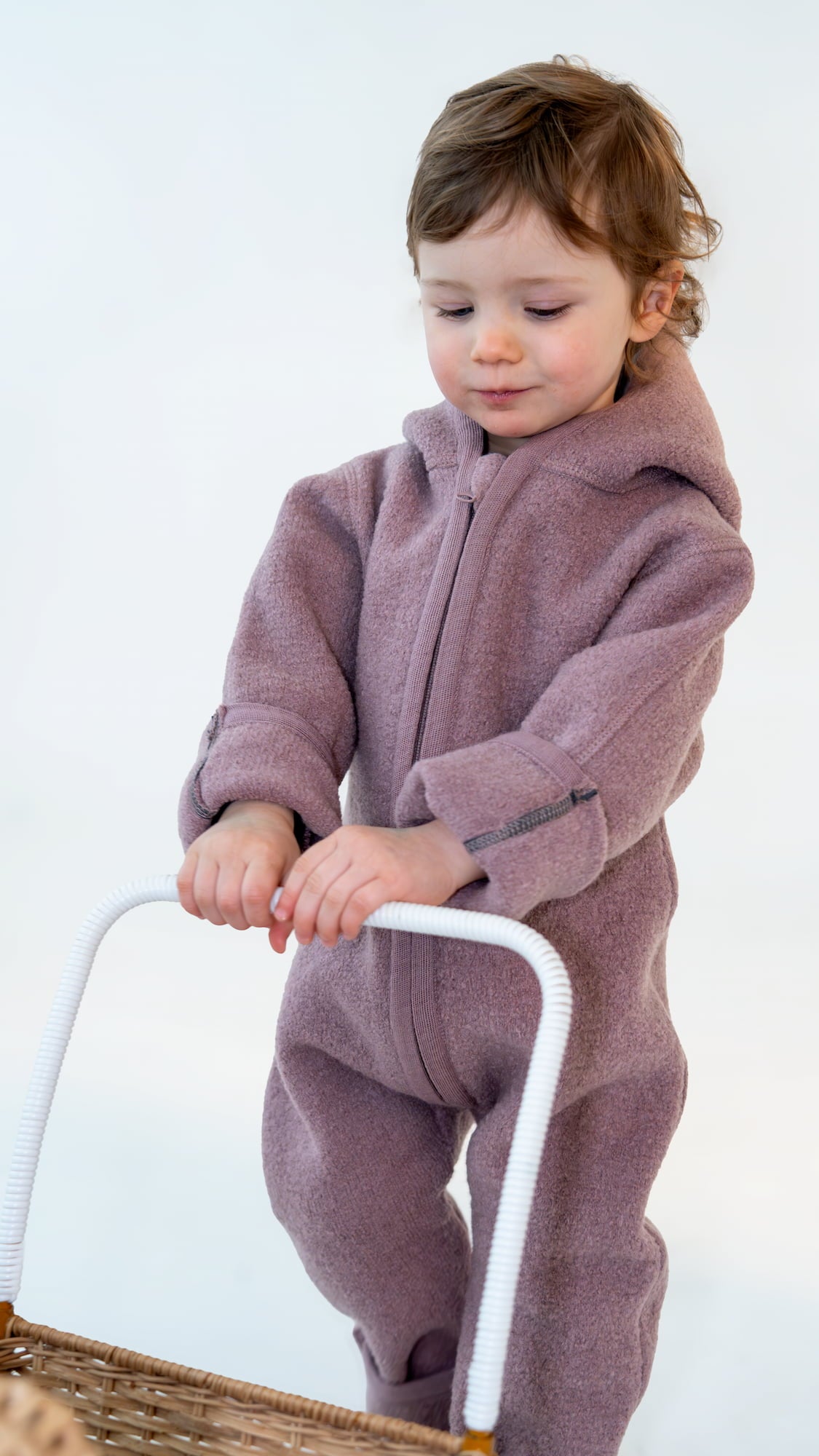 Kind mit Halfen Wollwalk Overall in Mauve